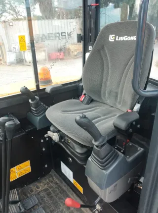 Excavadora de cadenas LIUGONG