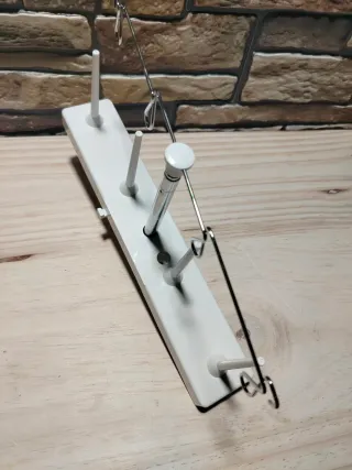 SINGER Overlock 14U554 Soporte de hilos