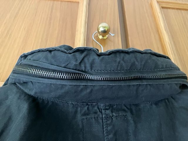 Chaqueta Bench algodón negro bolsillos