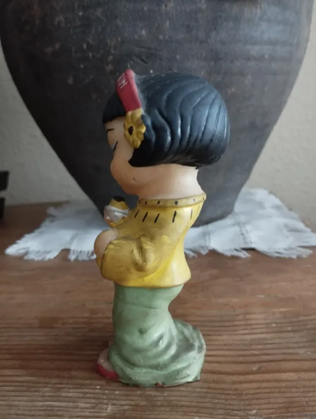 Antigua muñeca publicitaria de Flan Mandarín.