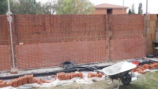 Ladrillo visto para construcción