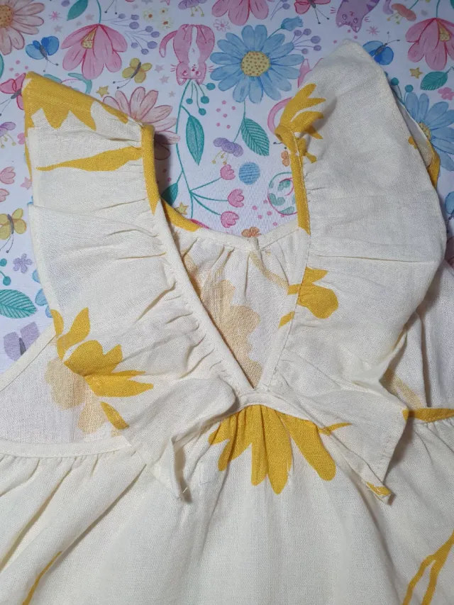 Vestido Zara niña flores amarillas