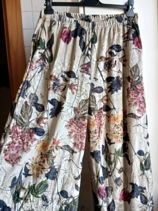 Pantaloni palazzo floreali taglia unica in velluto