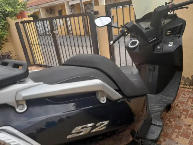 Scooter Daelim S2 125, no tiene ni 10000 kms