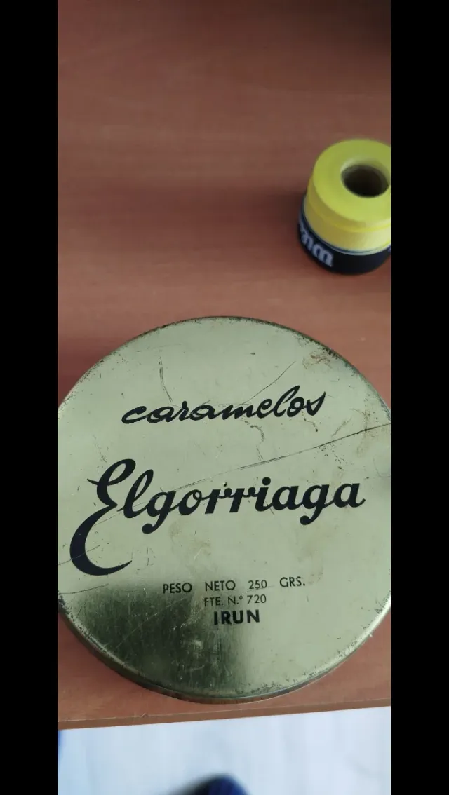 Lata Vintage Elorriaga Niña Azul