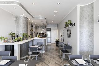 Bar en venta en Sant Just Desvern