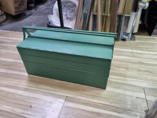 Caja de herramientas metálica Acesa