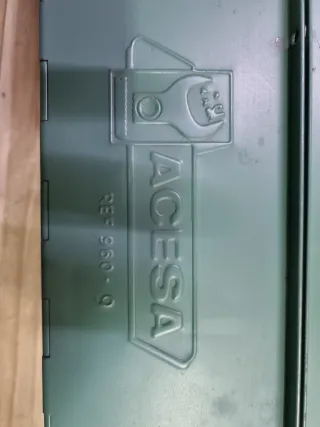 Caja de herramientas metálica Acesa