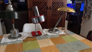 Lampada da scrivania design rosso/argento