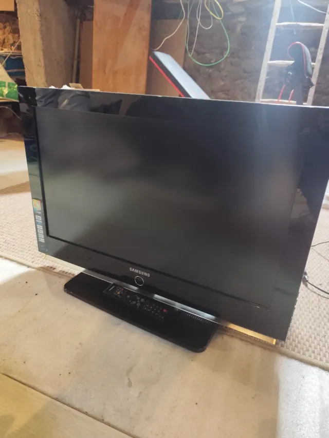 TV Samsung 32"