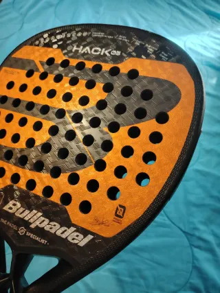 Pala de pádel Bullpadel Hack 03
