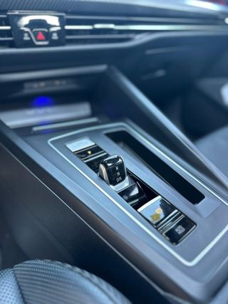 Volkswagen Golf 8r 320