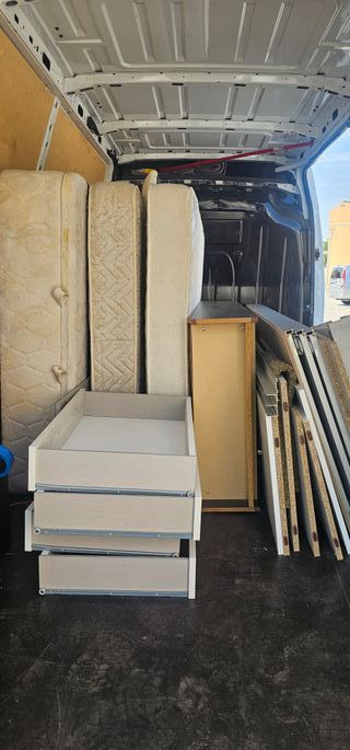 Servicio de portes y mudanzas y MOTOS ANDALUCIA