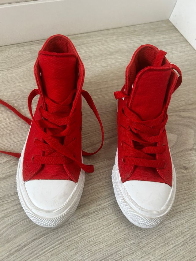Converse Chuck Taylor Rojas Talla 28