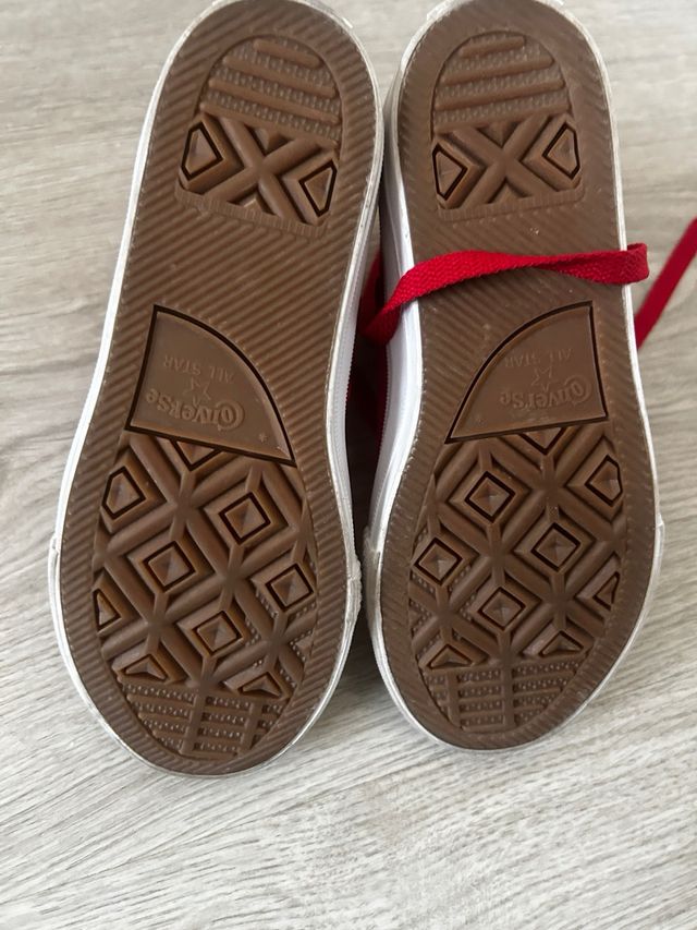 Converse Chuck Taylor Rojas Talla 28