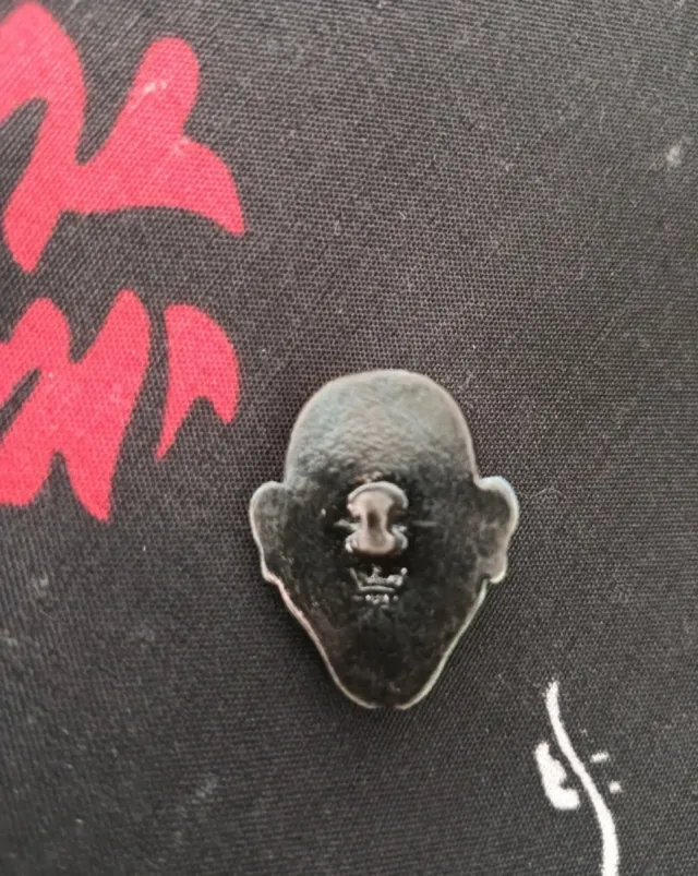 Botón Mascara Noh Toshikane