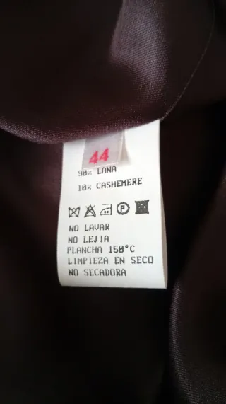 Abrigo lana-cashmere burdeos con cuello pelo