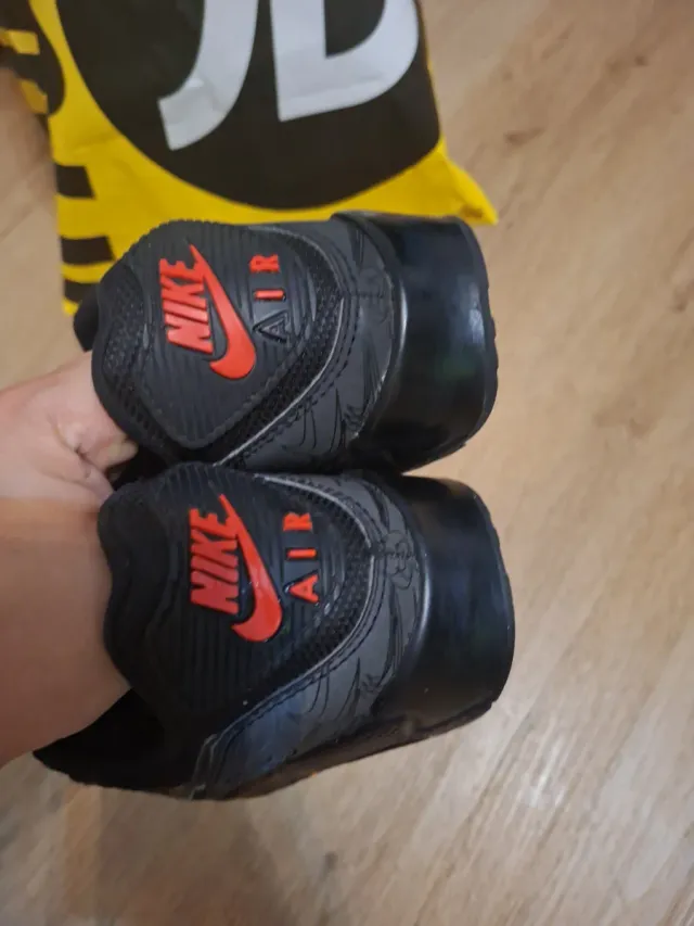 Sneakers Nike Air Max Nere e Rosse