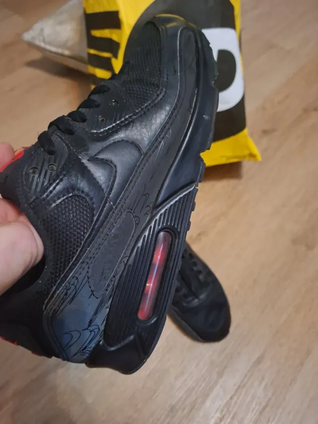 Sneakers Nike Air Max Nere e Rosse