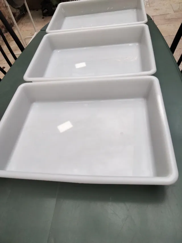 Bandejas altas blancas