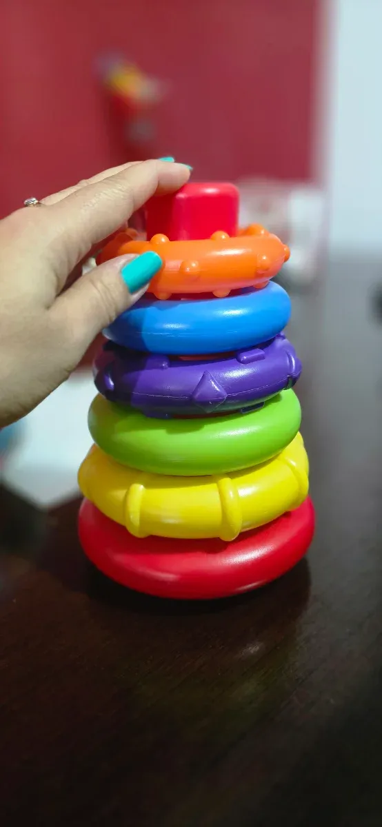 Juguetes para bebé: Aro apilable y pelota