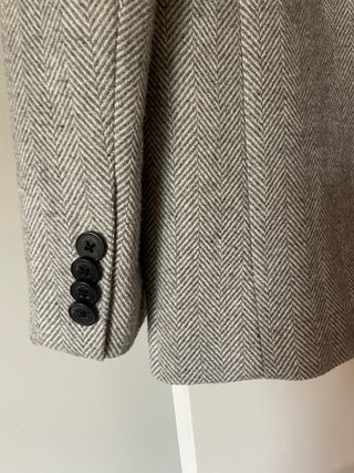 Chaqueta Zara Gris Espiga. Lana gruesa