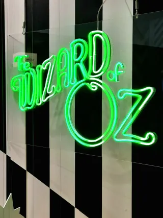 Rótulo de neón The Wizard of Oz