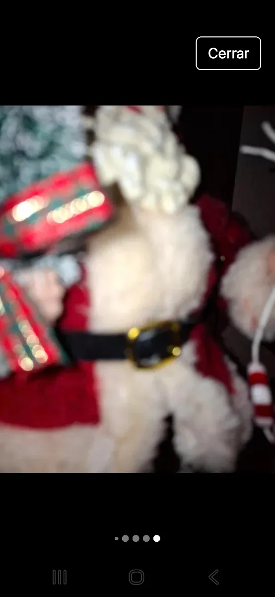 Figura Papa Noel con árbol y caramelos