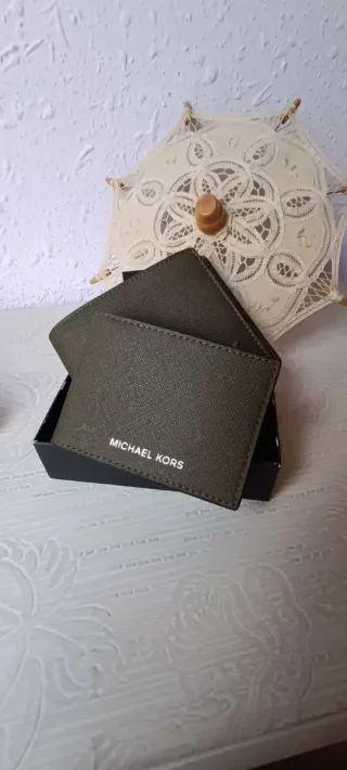 Cartera Michael Kors verde