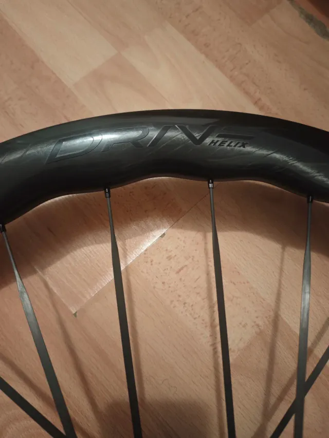 Ruedas Elite Drive Helix Carbono CS 46 1285g