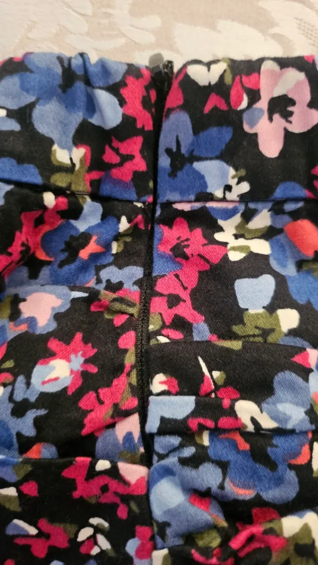 Minifalda Stradivarius floral