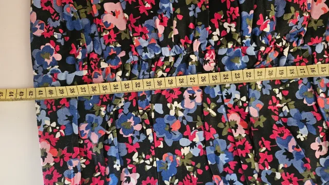 Minifalda Stradivarius floral