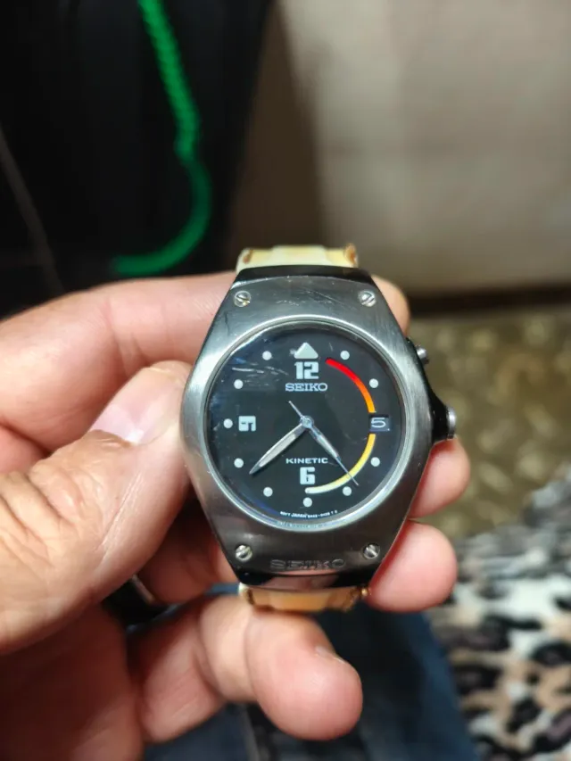 Reloj Seiko Kinetic Negro/Plata