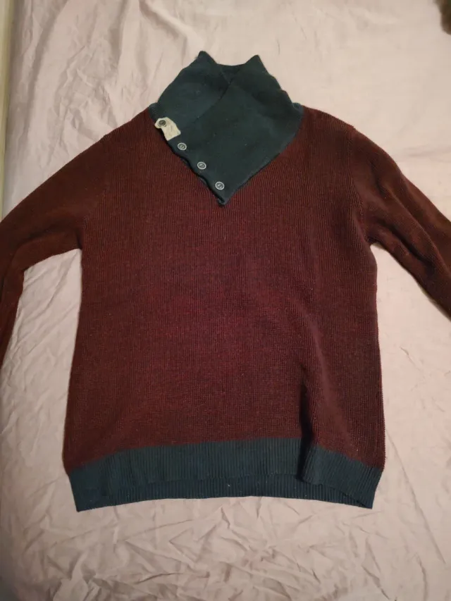 Maglione bordeaux collo alto taglia S