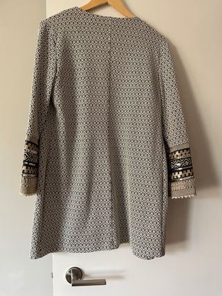 Chaqueta larga vestir beige y negra