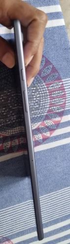 Samsung Galaxy Tab A7 Gris + Cargador