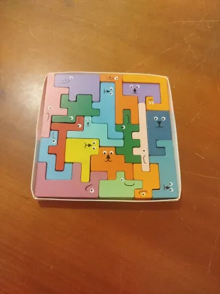 Puzzle in legno animali colorati