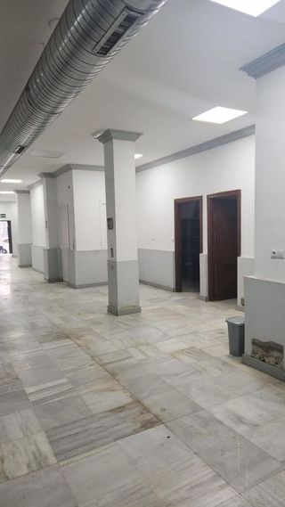 Local comercial en venta en Moguer