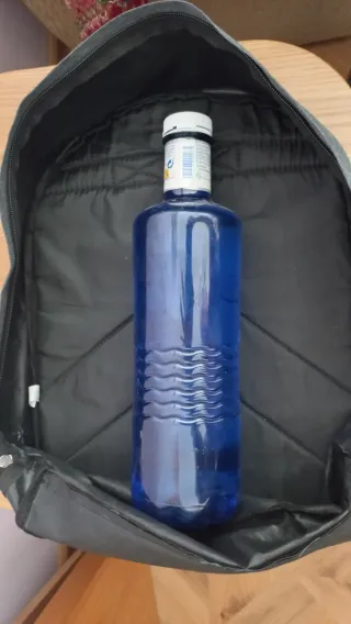 Mochila Implika gris y negra