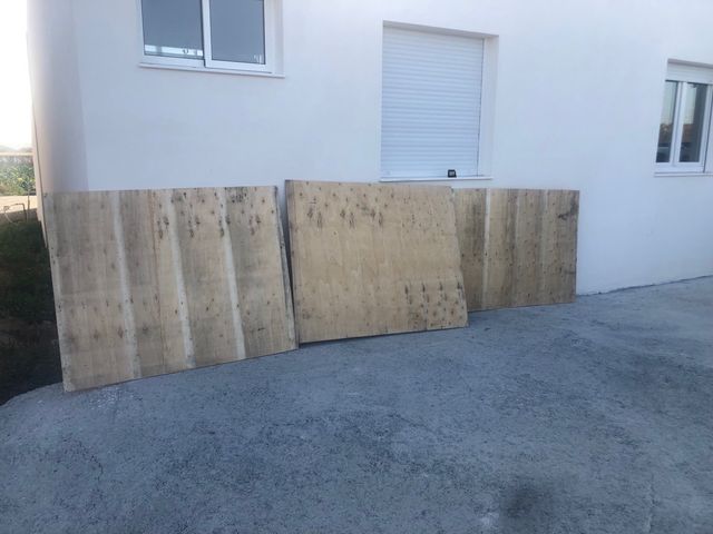 Three large pieces of 9mm plywood