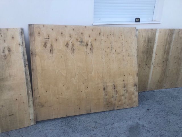 Three large pieces of 9mm plywood