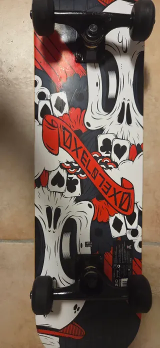 Skateboard nero Oxelo