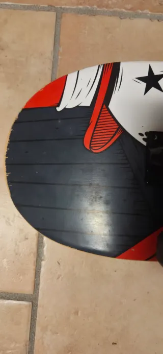 Skateboard nero Oxelo