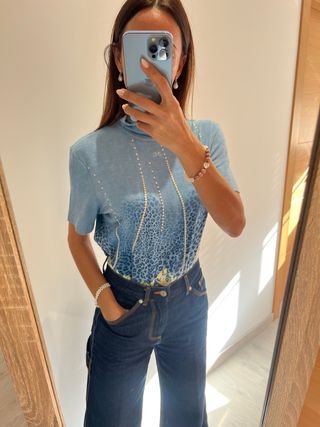 Camiseta Escolá cuello alto azul talla L