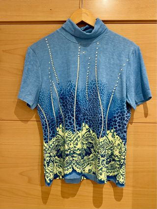 Camiseta Escolá cuello alto azul talla L