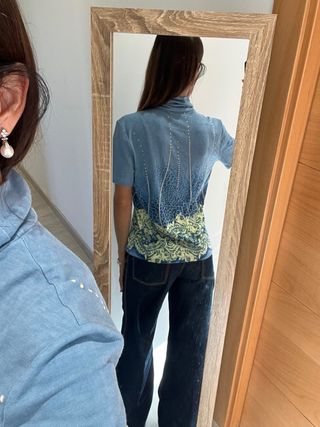 Camiseta Escolá cuello alto azul talla L