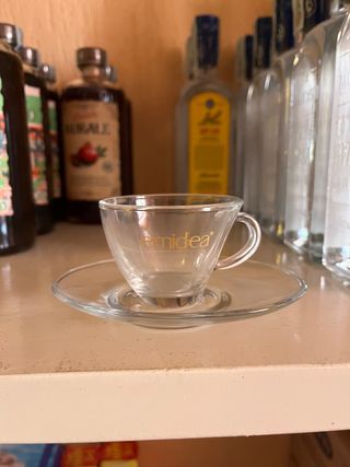 Tazzine caffè in vetro con piattino