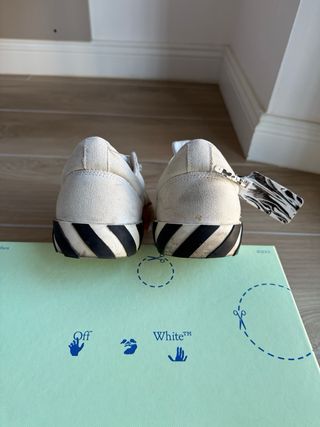 Scarpe Off-White Vulcanized Bianche Rosse 41