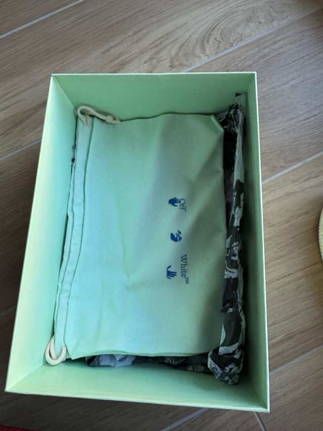 Scarpe Off-White Vulcanized Bianche Rosse 41