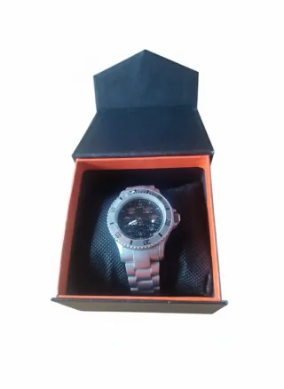 Reloj Marea Calaveras Plata y Negro